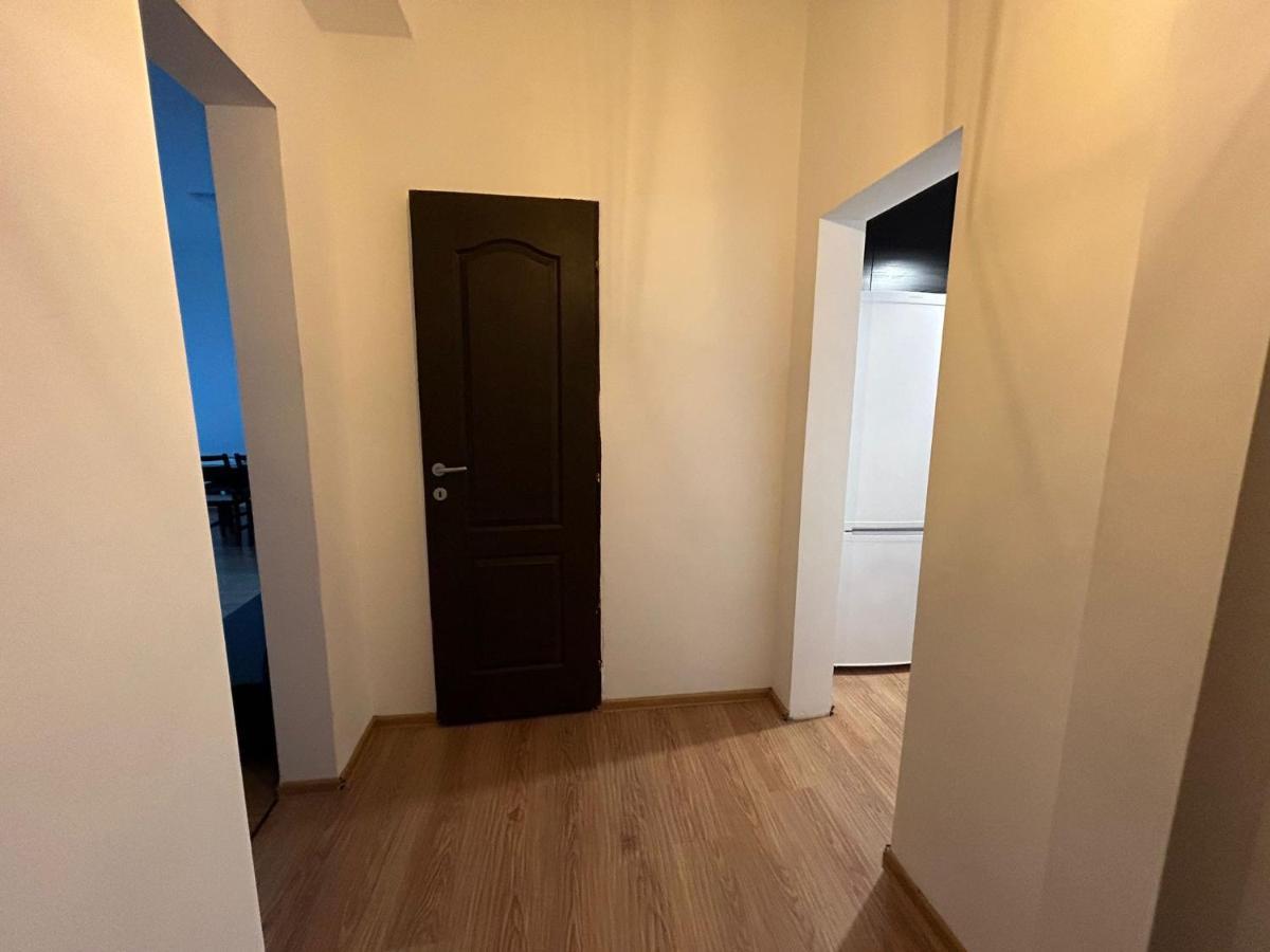 Elegant City Center Apartment Bucarest Extérieur photo