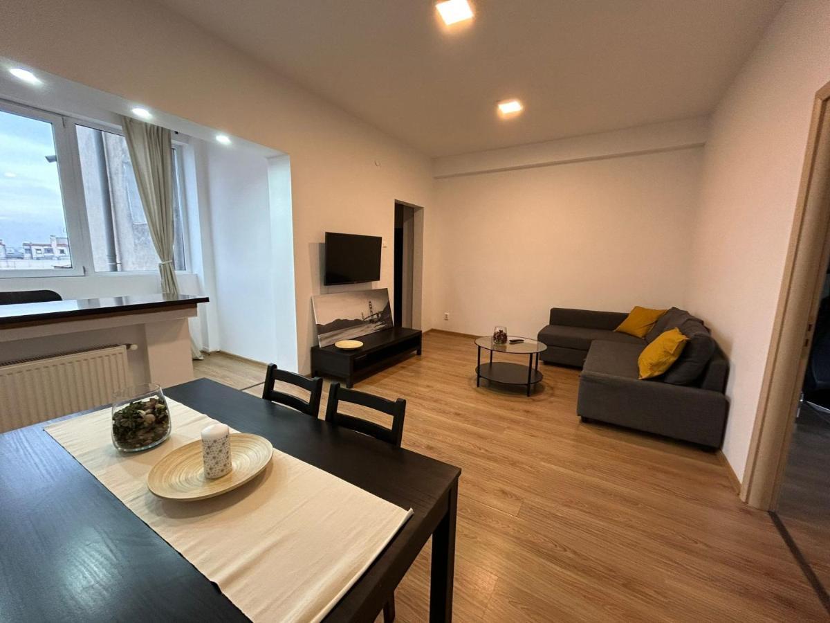 Elegant City Center Apartment Bucarest Extérieur photo